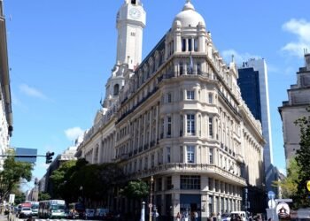 El oficialismo porteño buscará dar dictamen a los 16 convenios urbanísticos que envió Larreta