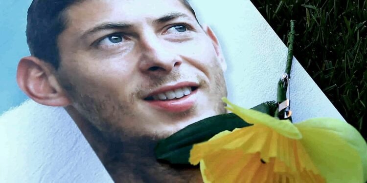Un tribunal británico declaró culpable al empresario que organizó vuelo de Emiliano Sala