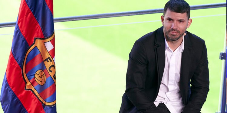 El “Kun” Agüero: “He decidido dejar el fútbol profesional”