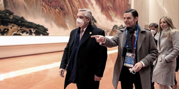 Principio de acuerdo entre Argentina y China para la producción local de Sinopharm