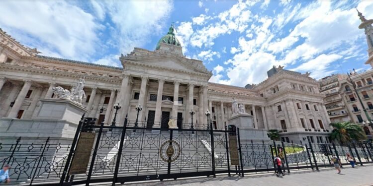 El Consejo del Salario se reúne para fijar el nuevo valor del mínimo