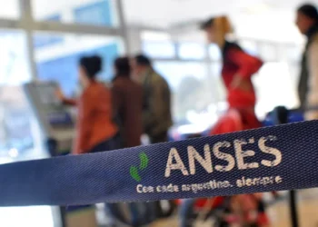 Bono de $6.000 a jubilados: los días que se pagará y qué trámites hay que hacer