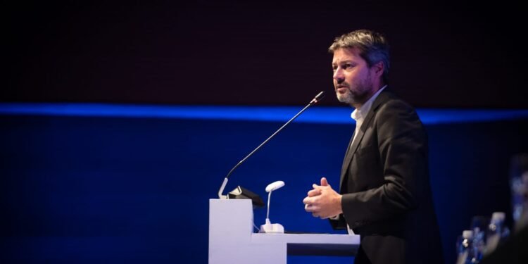 Lammens anunció la creación de un fondo específico para el turismo de reuniones