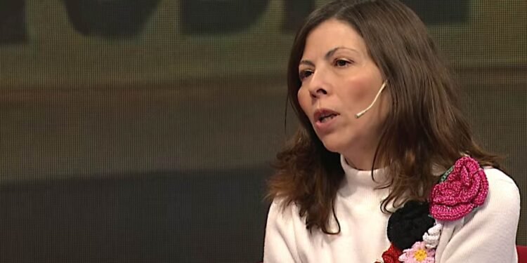 “Mañana me comunicaré con los técnicos del FMI para analizar la situación”