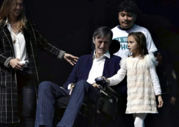 Esteban Bullrich hizo un llamado al oficialismo y la oposición a acercar posiciones: “Dejen de discutir”