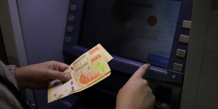 Refuerzo alimentario: Anses dio a conocer cuándo se pagan los $22.500 para adultos sin ingresos en diciembre