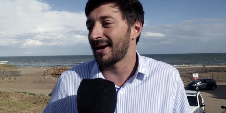 Denunciaron al intendente de Pinamar tras un mensaje “discriminador”