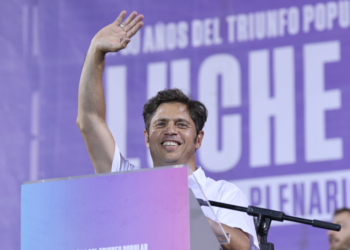 Kicillof: «No se puede hacer un peronismo sin Cristina»