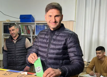 Quién es Maximiliano Pullaro: el radical que se especializó en Seguridad y arrasó en las elecciones a gobernador