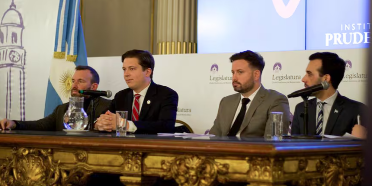 Un congreso reunió a jóvenes de derecha y pretende confrontar al progresismo