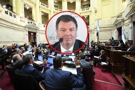 El Gobierno negocia tratar la ampliación de la Corte a cambio de que el peronismo apoye la candidatura de Lijo