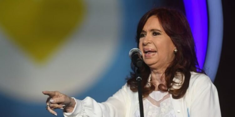 La dura crítica de Cristina Kirchner a los gobernadores peronistas por el apoyo al veto de Milei