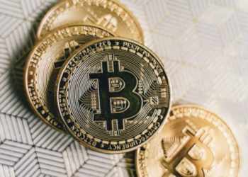 Sigue batiendo récords: el Bitcoin superó los 87 mil dólares por primera vez