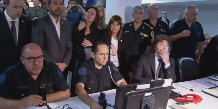 Continúa la guerra entre el Gobierno y los gremios aeronáuticos: qué es el protocolo antipiquetes aéreos