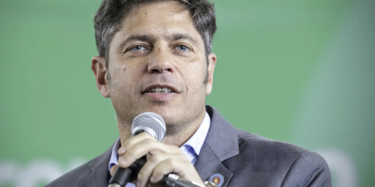 Kicillof apuesta a la épica histórica y encabeza un acto por la soberanía