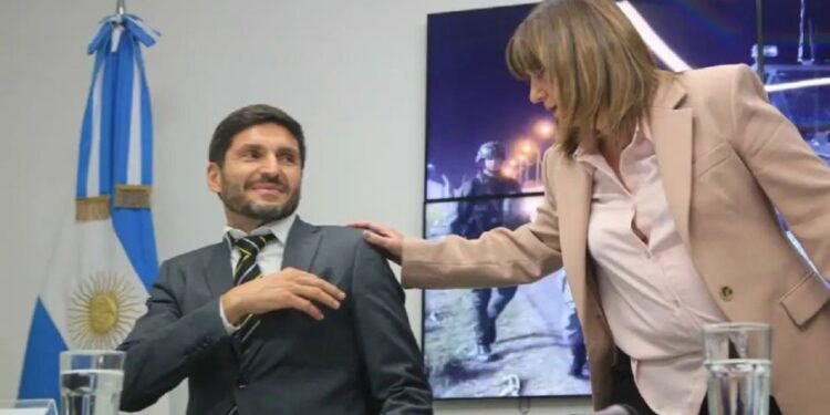 El Gobierno ofrece una importante recompensa para esclarecer la amenaza narco a Bullrich y Pullaro