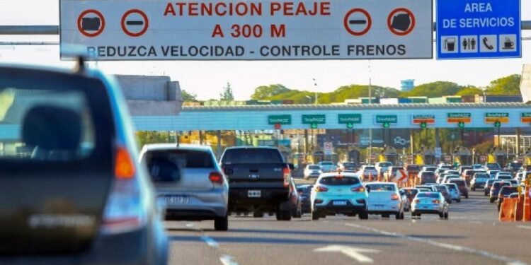 Golpe al bolsillo: vuelven a aumentar los peajes en el Acceso Oeste y Panamericana