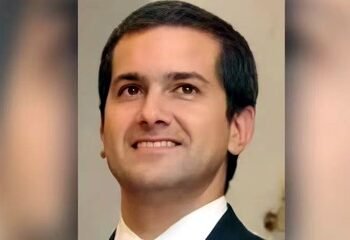 El ministro de Justicia, Mariano Cúneo Libarona, deberá definir el futuro de Ignacio Yacobucci en la UIF