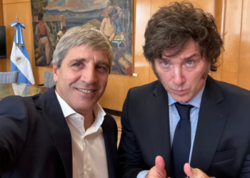 Caputo anuncia cambios en Economía: cierre de áreas y creación de nuevas secretarías