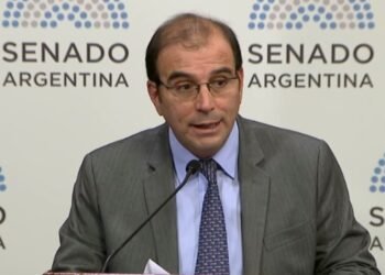 Manuel García-Mansilla juró como juez de la Corte Suprema ante Horacio Rosatti