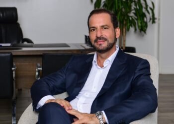 Ariel Sujarchuk lanza un espacio para la formación de una ciudadanía y una ética digital en la era de la inteligencia artificial