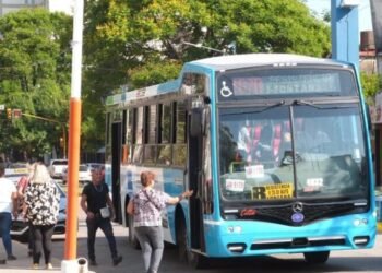 UTA le planta cara a Milei con paro de colectivos