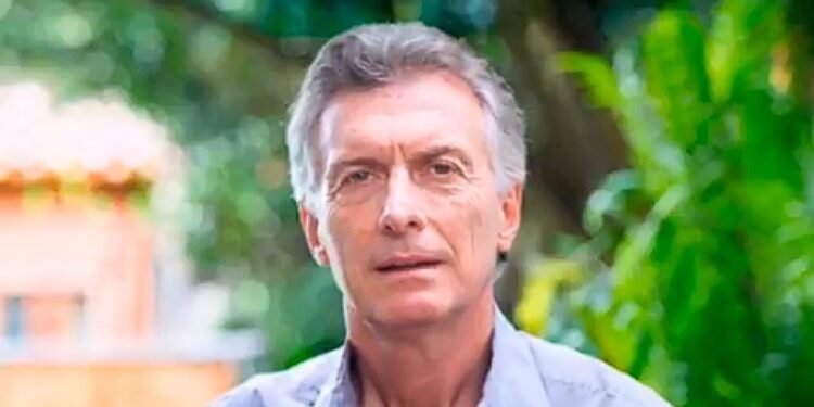 Cuentas libertarias reproducen fake news y un video falso de Mauricio Macri a horas de la elección