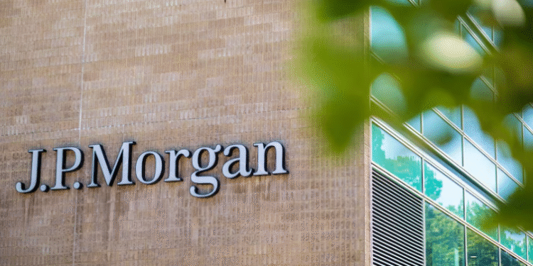 Economía de Milei: JP Morgan recomienda Argentina.