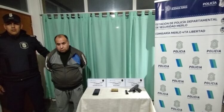 Chacal detenido por abusar de una menor y portar un arma de fuego