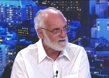 Un economista de Milei aconseja tras el revés.
