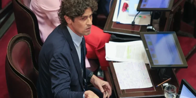 Fuerte crítica de Lousteau a Caputo