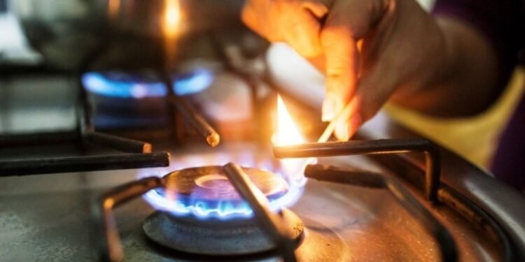 Tarifas residenciales AMBA: 7,7% menos para no subsidiados.