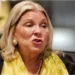 Carrió apunta a la complicidad por Varela.