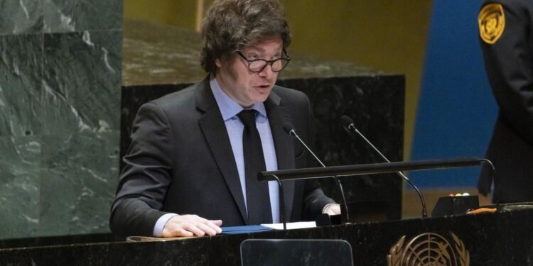 Acusación de Milei: kirchnerismo “negoció con la narcodictadura de Chávez”.