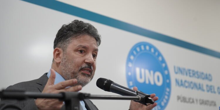 Asumió gustavo soos como nuevo rector en la uno