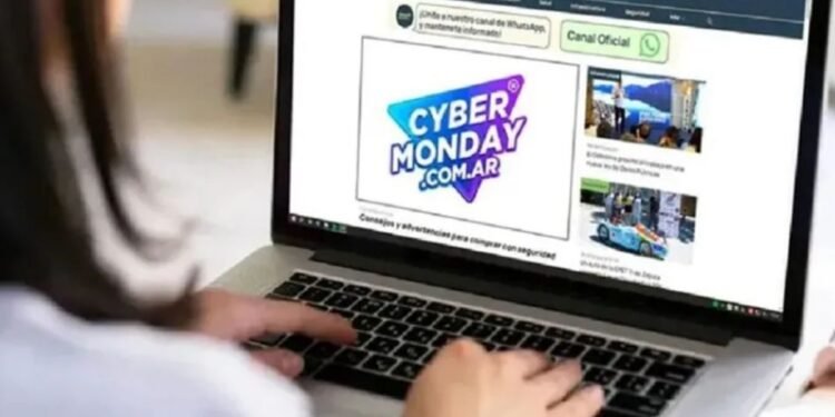 CyberMonday 2025: 6,4 millones de participantes y las zapatillas en primer lugar.