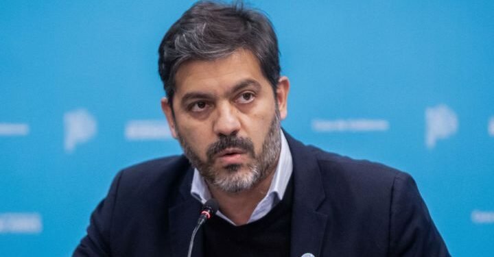 Bianco exige el encuentro Kicillof-Santilli.