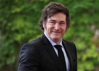 Triunfo electoral: Milei conmemora dos años y subraya su cumplimiento.