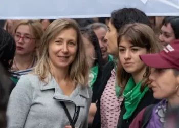 Bregman critica la Inocencia Fiscal y el Presupuesto 2026 del Gobierno.