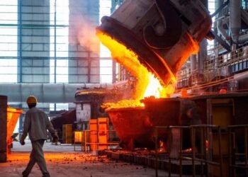 La industria retrocede: Peor caída en 16 meses durante noviembre.