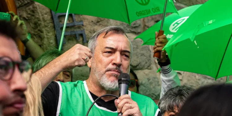 Aguiar: Milei es el culpable de la destrucción por la inflación.