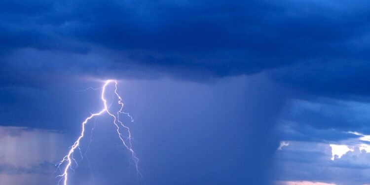 Se pronostican 96 horas de tormentas, lluvias y baja de temperatura: regiones en riesgo