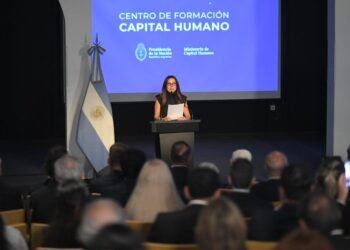 Pettovello presenta una innovadora plataforma para optimizar el control de las asignaciones sociales