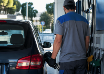 El consumo de nafta desciende: las marcas más afectadas tras los aumentos de precios