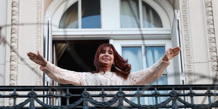 Caso Vialidad: La Casación dispuso la ejecución de bienes de Cristina Kirchner para saldar el perjuicio al Estado de 685.000 millones de pesos