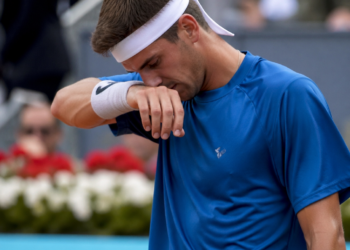 Etcheverry se despide en octavos de final del Masters de Madrid ante Fils