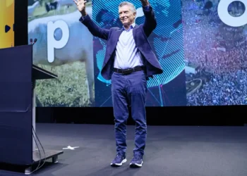 El escándalo de Manuel Adorni agudiza la grieta del PRO y deja a Mauricio Macri más aislado.