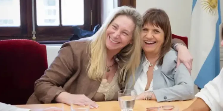 Choque de poder: Patricia Bullrich confronta a Karina Milei en el Congreso, exponiendo la grieta oficialista.