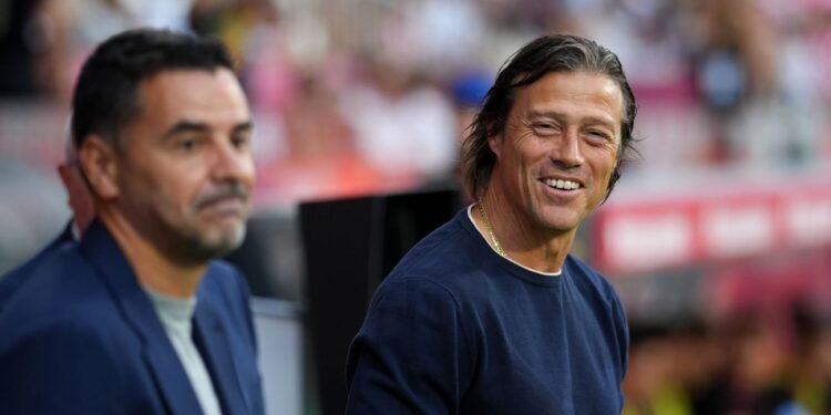 Matías Almeyda sorprende al bailar malambo en una boda y desata la admiración en redes sociales