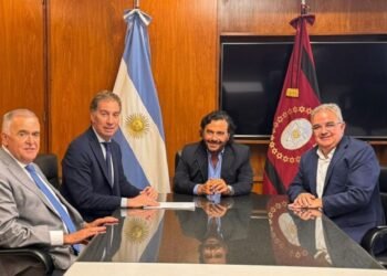 Santilli y Menem dialogan con Sáenz sobre estrategias de gestión en Córdoba